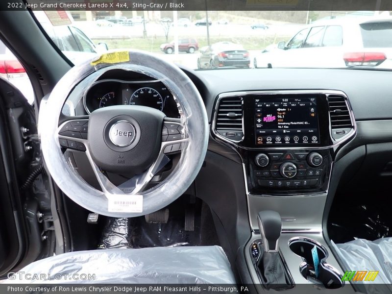 Sting-Gray / Black 2022 Jeep Grand Cherokee Laredo X 4x4