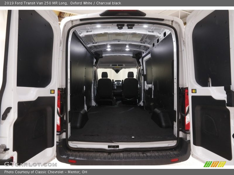 Oxford White / Charcoal black 2019 Ford Transit Van 250 MR Long