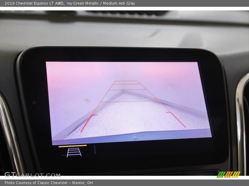 Ivy Green Metallic / Medium Ash Gray 2019 Chevrolet Equinox LT AWD