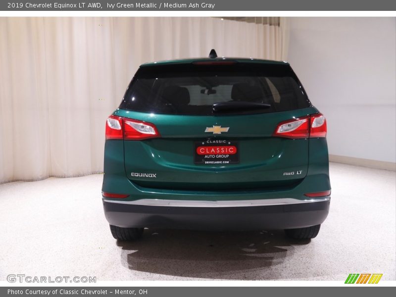 Ivy Green Metallic / Medium Ash Gray 2019 Chevrolet Equinox LT AWD