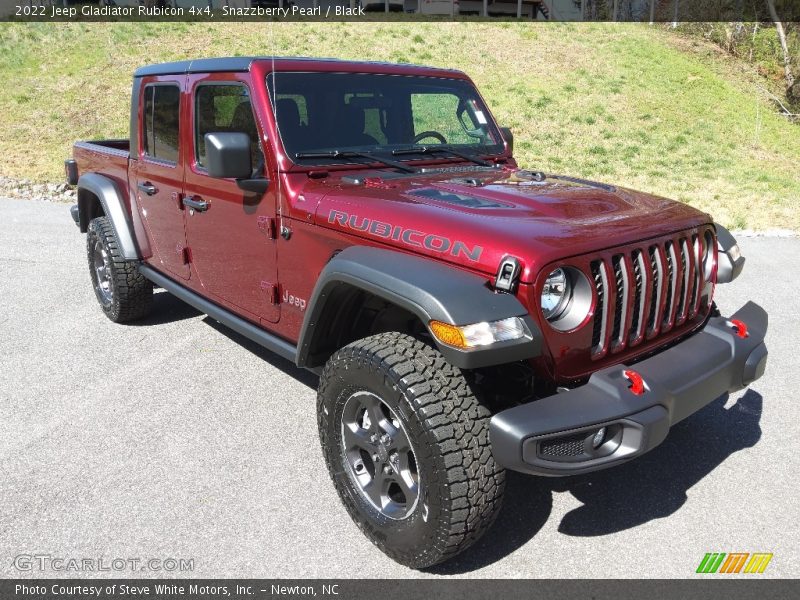 Front 3/4 View of 2022 Gladiator Rubicon 4x4