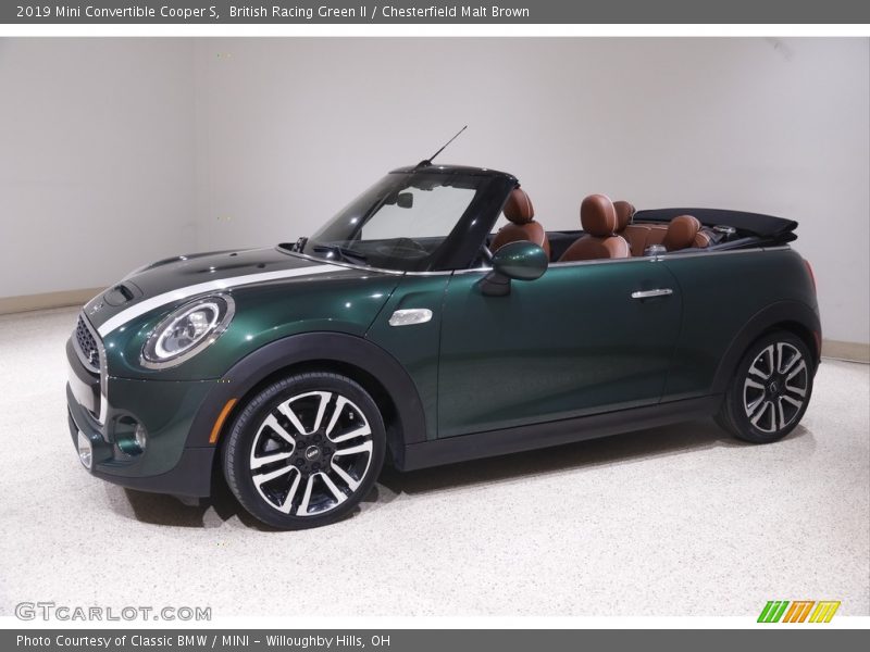 Front 3/4 View of 2019 Convertible Cooper S