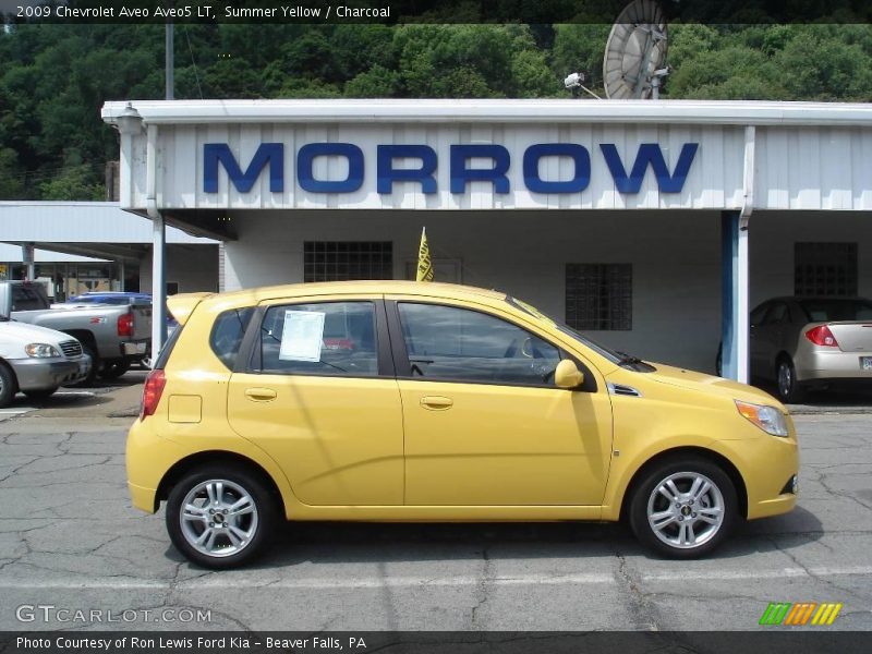 Summer Yellow / Charcoal 2009 Chevrolet Aveo Aveo5 LT