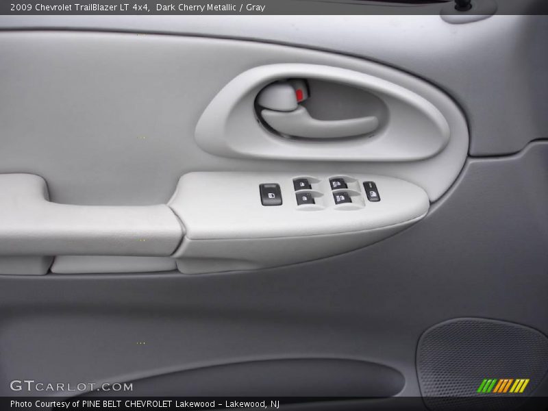 Dark Cherry Metallic / Gray 2009 Chevrolet TrailBlazer LT 4x4