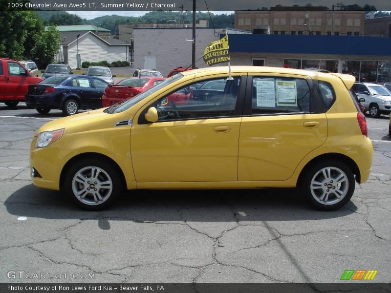 Summer Yellow / Charcoal 2009 Chevrolet Aveo Aveo5 LT