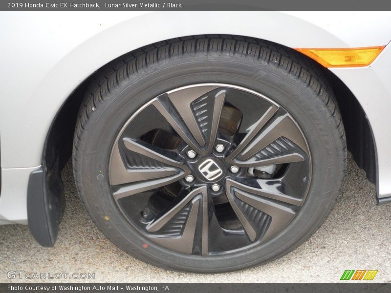 Lunar Silver Metallic / Black 2019 Honda Civic EX Hatchback