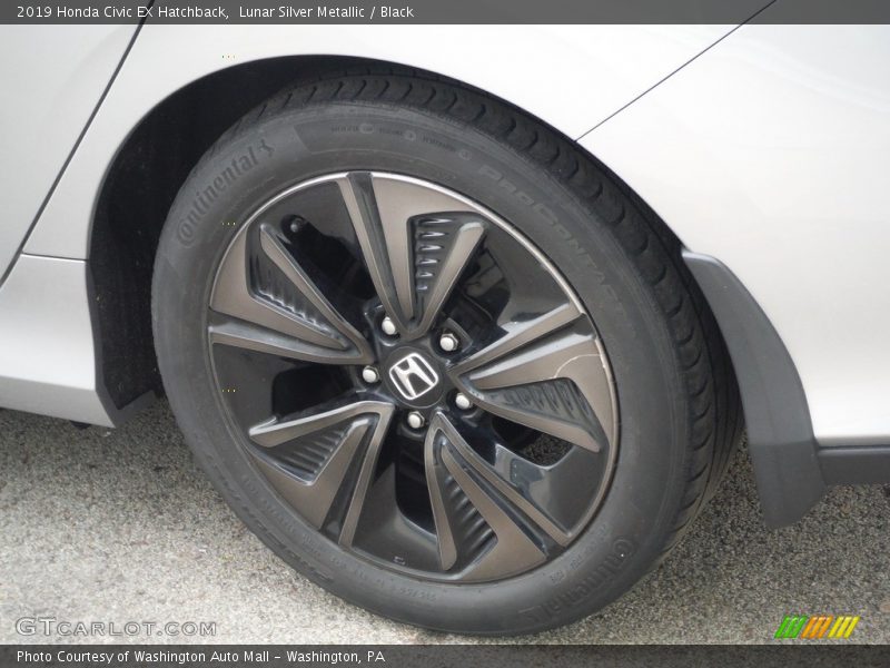Lunar Silver Metallic / Black 2019 Honda Civic EX Hatchback