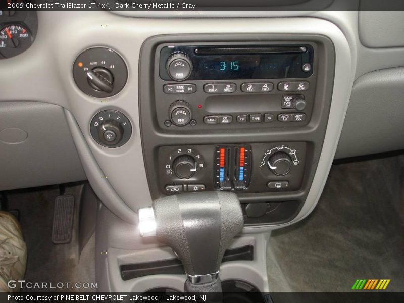 Dark Cherry Metallic / Gray 2009 Chevrolet TrailBlazer LT 4x4