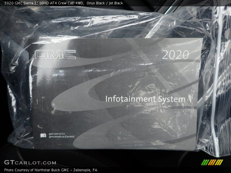 Onyx Black / Jet Black 2020 GMC Sierra 2500HD AT4 Crew Cab 4WD