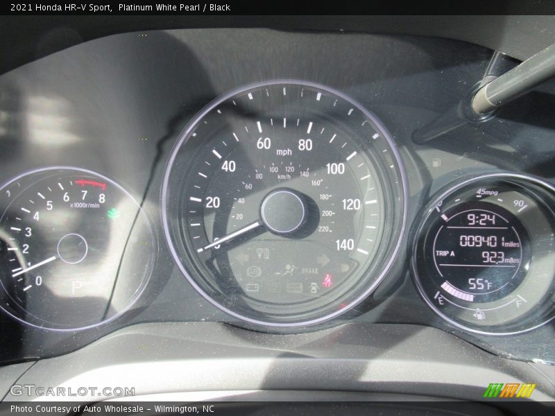 Platinum White Pearl / Black 2021 Honda HR-V Sport