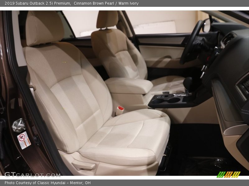 Cinnamon Brown Pearl / Warm Ivory 2019 Subaru Outback 2.5i Premium