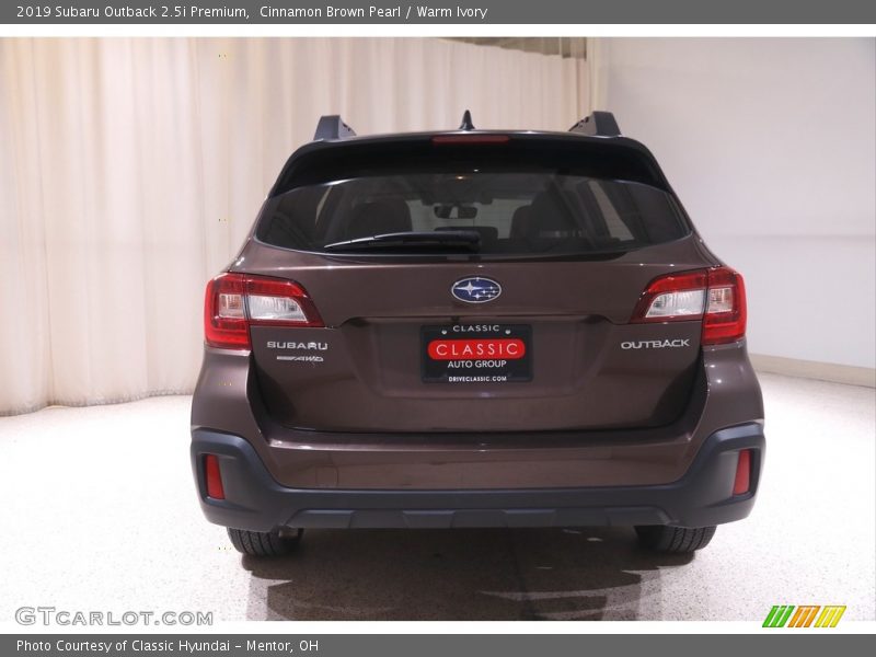 Cinnamon Brown Pearl / Warm Ivory 2019 Subaru Outback 2.5i Premium
