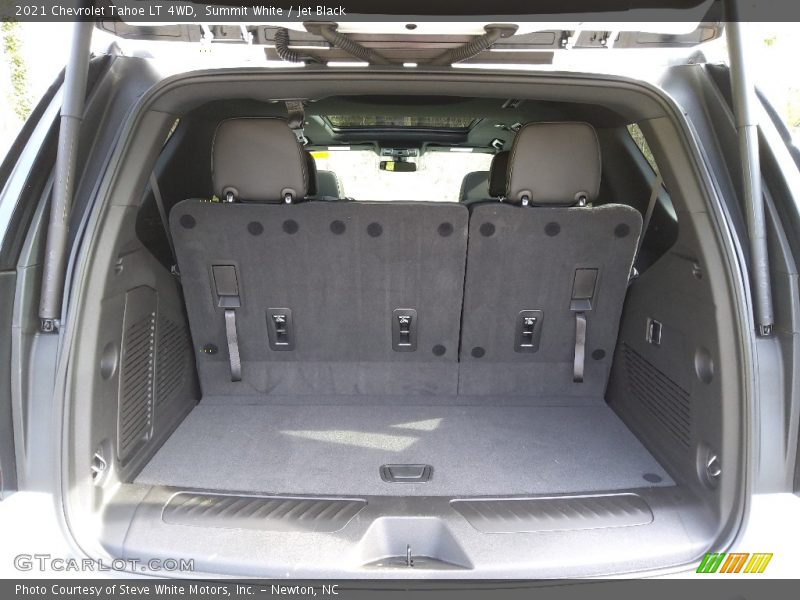  2021 Tahoe LT 4WD Trunk