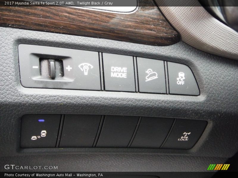 Controls of 2017 Santa Fe Sport 2.0T AWD