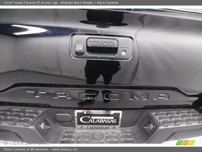 Midnight Black Metallic / Black/Caramel 2018 Toyota Tacoma SR Access Cab