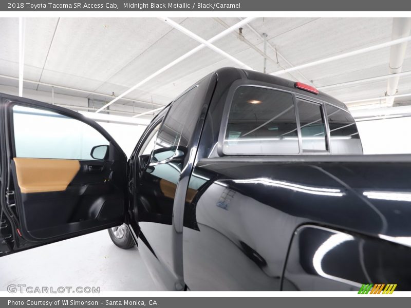 Midnight Black Metallic / Black/Caramel 2018 Toyota Tacoma SR Access Cab