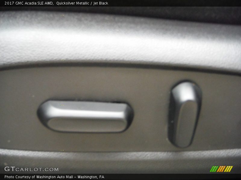 Quicksilver Metallic / Jet Black 2017 GMC Acadia SLE AWD