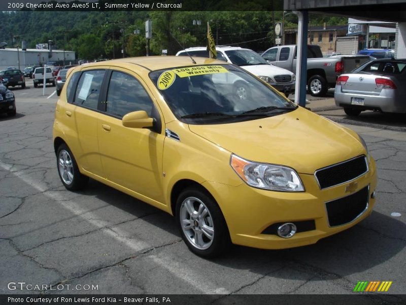 Summer Yellow / Charcoal 2009 Chevrolet Aveo Aveo5 LT