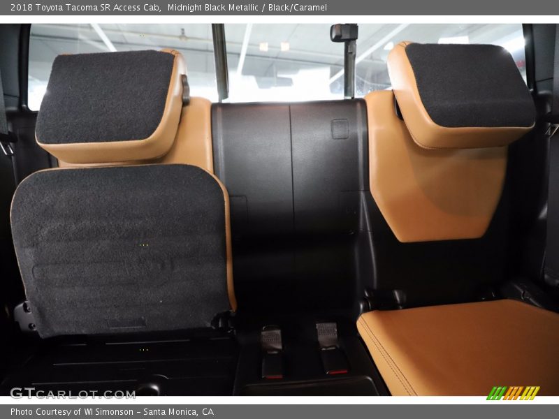 Midnight Black Metallic / Black/Caramel 2018 Toyota Tacoma SR Access Cab