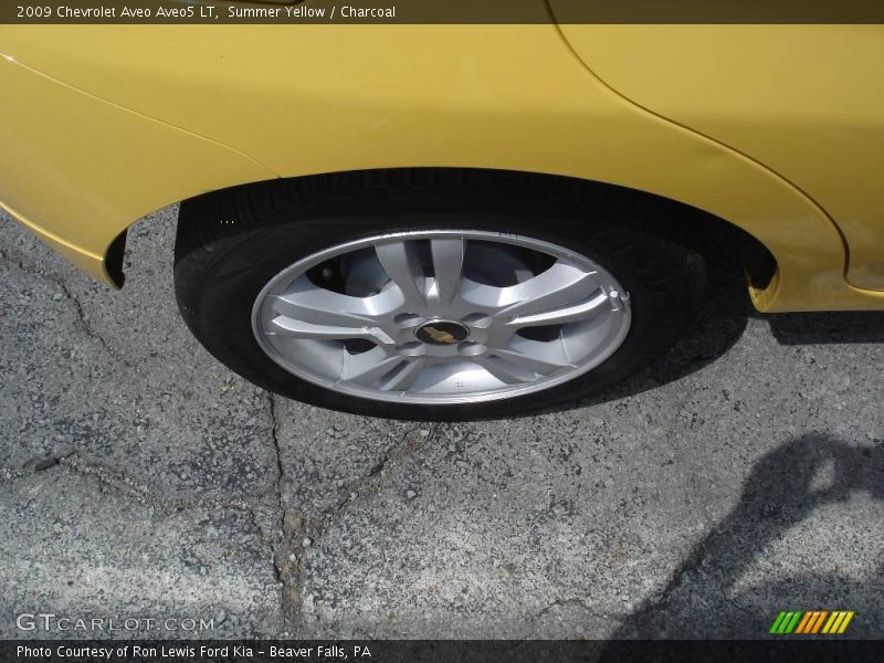 Summer Yellow / Charcoal 2009 Chevrolet Aveo Aveo5 LT