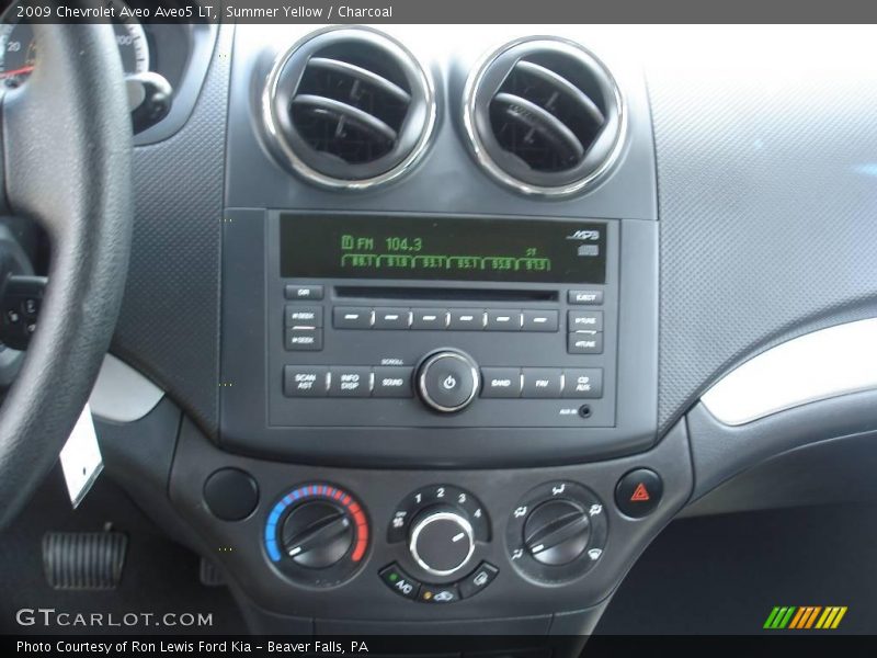 Summer Yellow / Charcoal 2009 Chevrolet Aveo Aveo5 LT