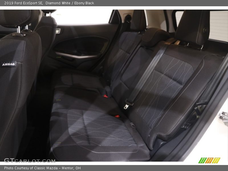 Diamond White / Ebony Black 2019 Ford EcoSport SE