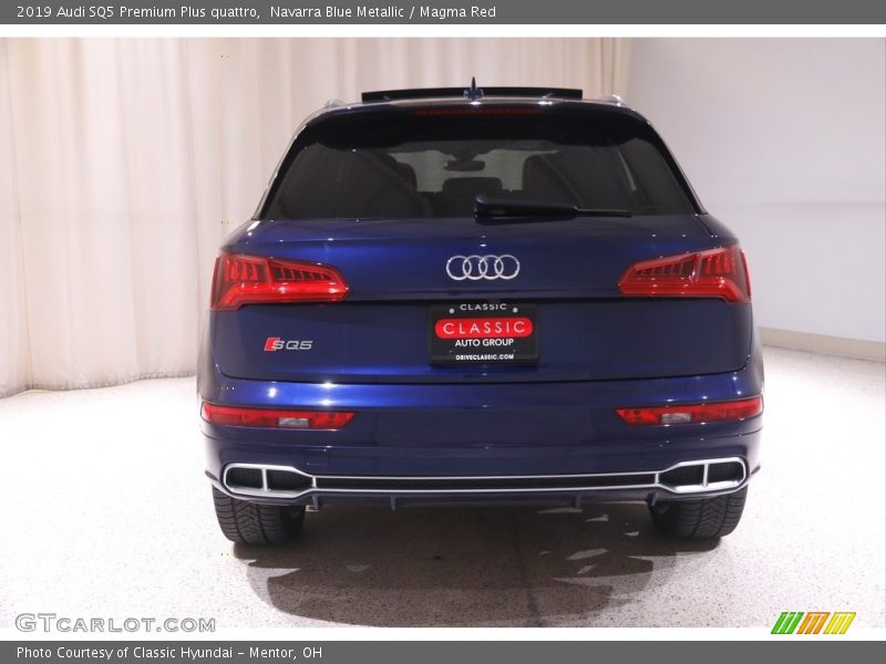 Navarra Blue Metallic / Magma Red 2019 Audi SQ5 Premium Plus quattro