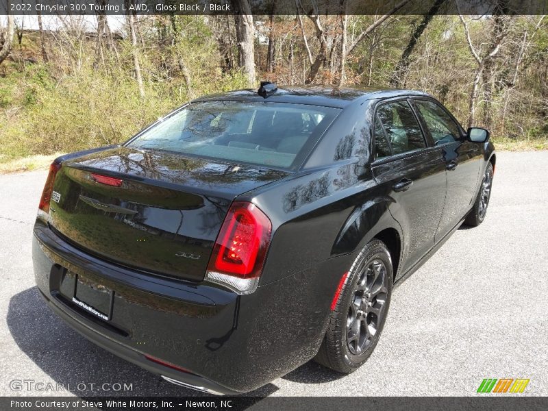Gloss Black / Black 2022 Chrysler 300 Touring L AWD