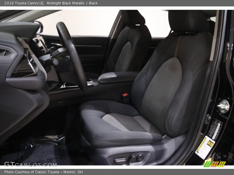 Midnight Black Metallic / Black 2019 Toyota Camry LE