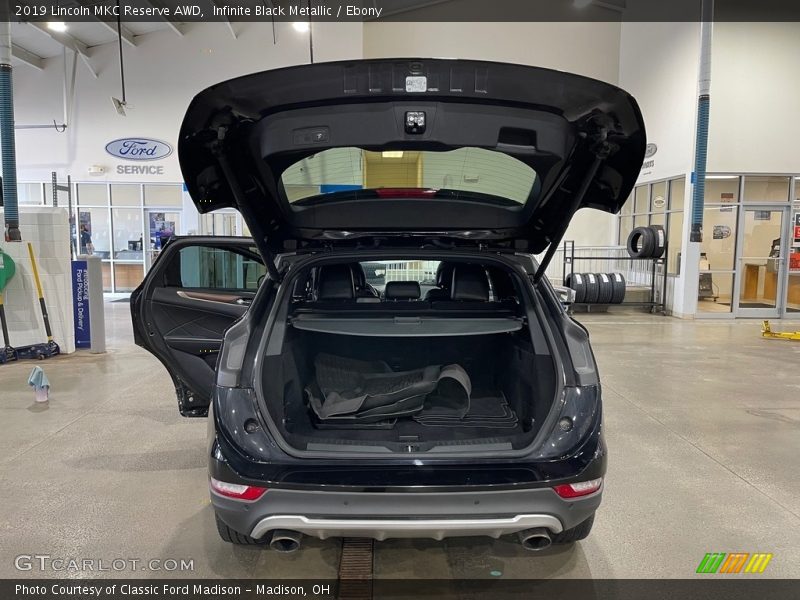  2019 MKC Reserve AWD Trunk