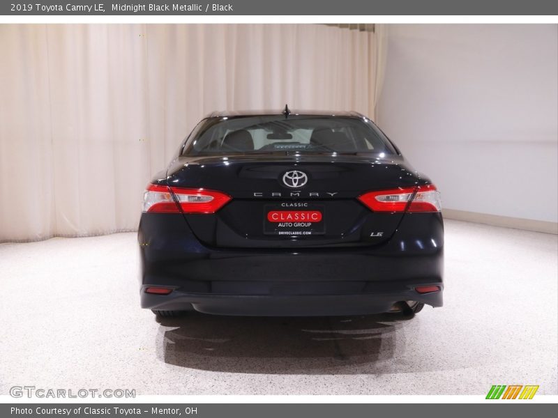 Midnight Black Metallic / Black 2019 Toyota Camry LE