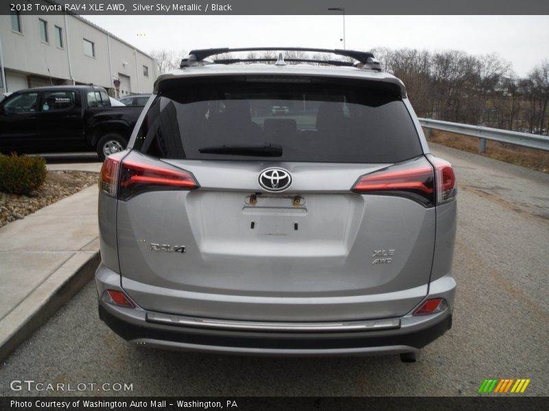 Silver Sky Metallic / Black 2018 Toyota RAV4 XLE AWD