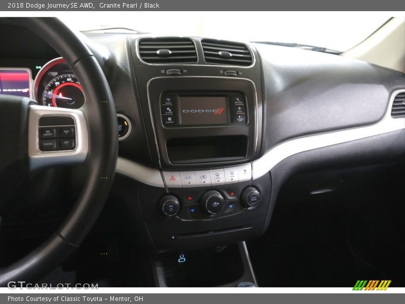 Granite Pearl / Black 2018 Dodge Journey SE AWD