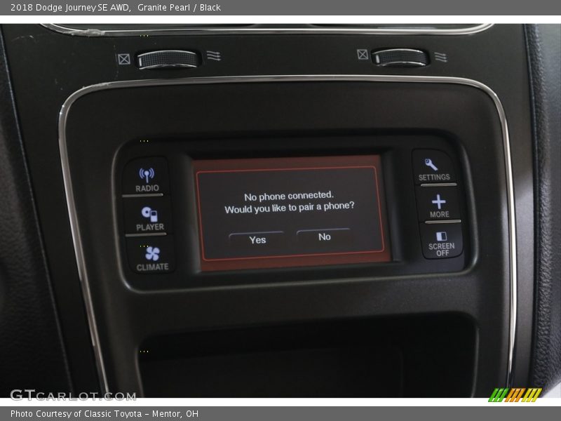 Granite Pearl / Black 2018 Dodge Journey SE AWD
