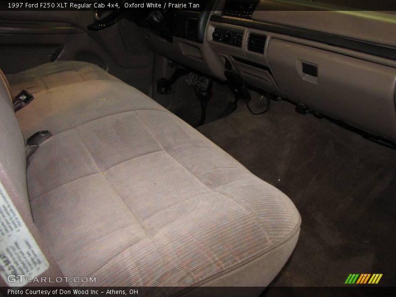 Oxford White / Prairie Tan 1997 Ford F250 XLT Regular Cab 4x4