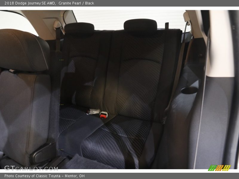 Granite Pearl / Black 2018 Dodge Journey SE AWD