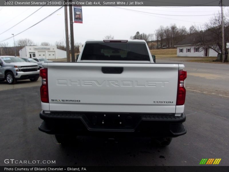 Summit White / Jet Black 2022 Chevrolet Silverado 2500HD Custom Crew Cab 4x4