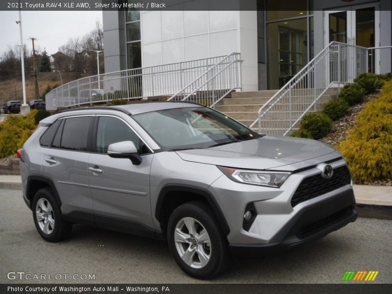 Front 3/4 View of 2021 RAV4 XLE AWD