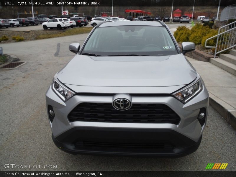 Silver Sky Metallic / Black 2021 Toyota RAV4 XLE AWD