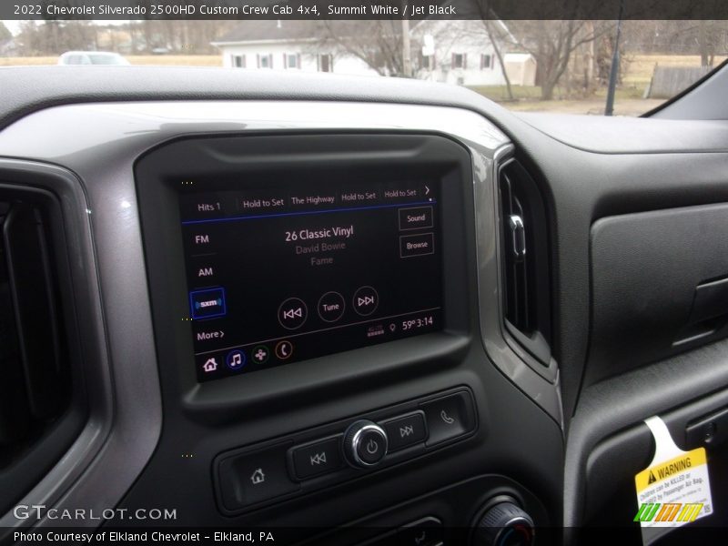 Summit White / Jet Black 2022 Chevrolet Silverado 2500HD Custom Crew Cab 4x4