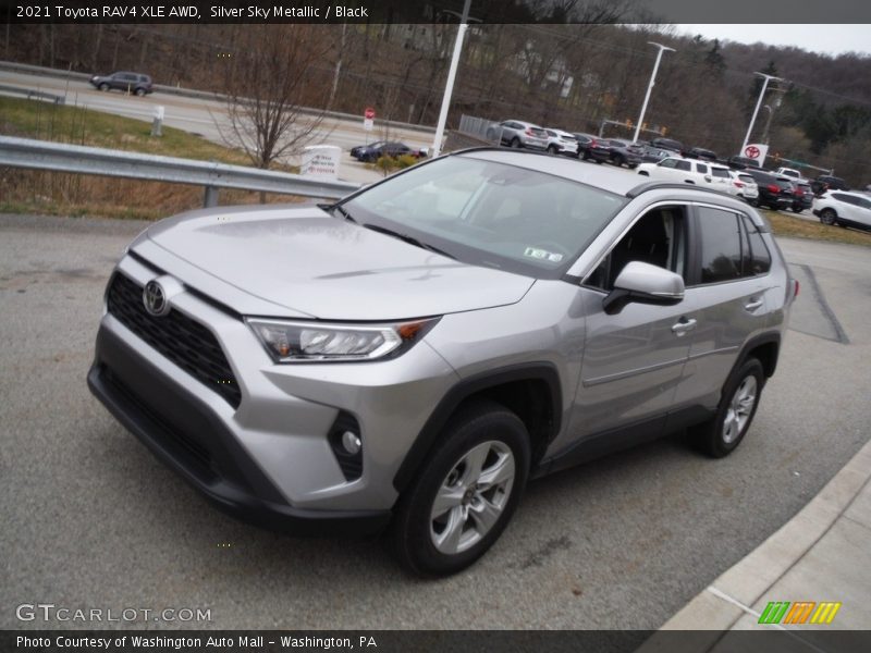  2021 RAV4 XLE AWD Silver Sky Metallic