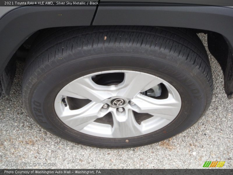 Silver Sky Metallic / Black 2021 Toyota RAV4 XLE AWD