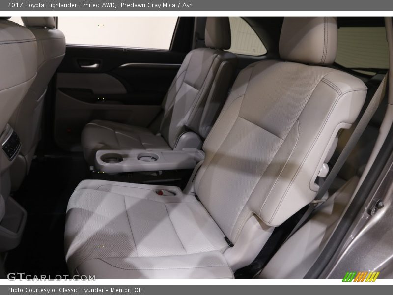 Predawn Gray Mica / Ash 2017 Toyota Highlander Limited AWD