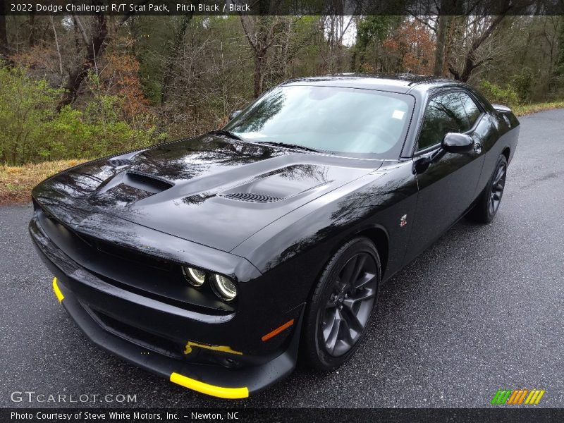 Pitch Black / Black 2022 Dodge Challenger R/T Scat Pack