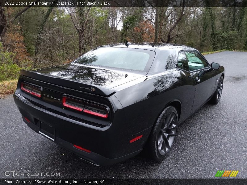 Pitch Black / Black 2022 Dodge Challenger R/T Scat Pack