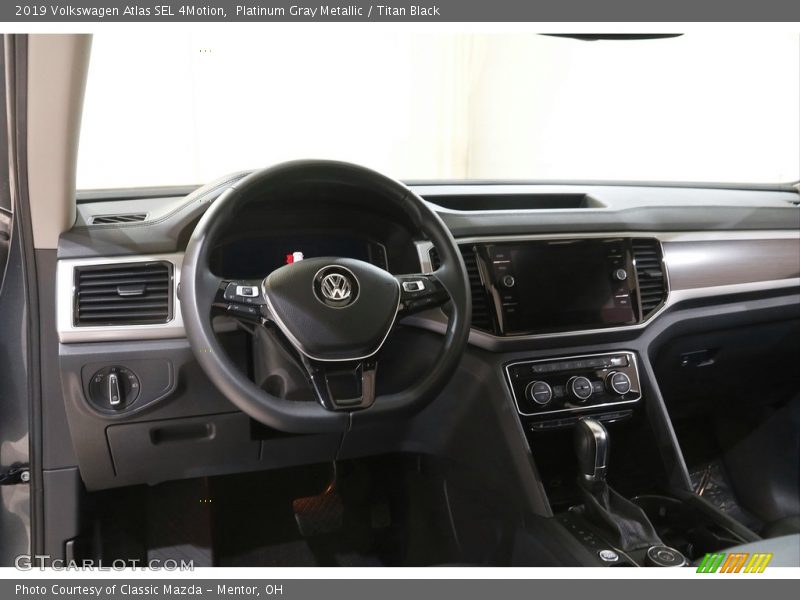 Platinum Gray Metallic / Titan Black 2019 Volkswagen Atlas SEL 4Motion