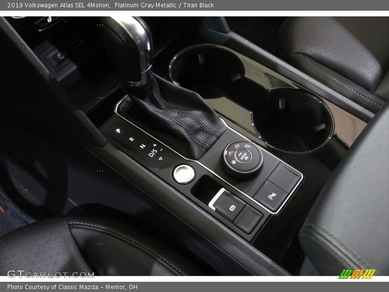 Platinum Gray Metallic / Titan Black 2019 Volkswagen Atlas SEL 4Motion