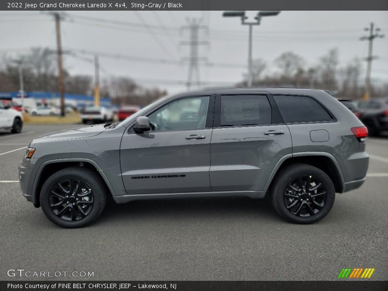 Sting-Gray / Black 2022 Jeep Grand Cherokee Laredo X 4x4