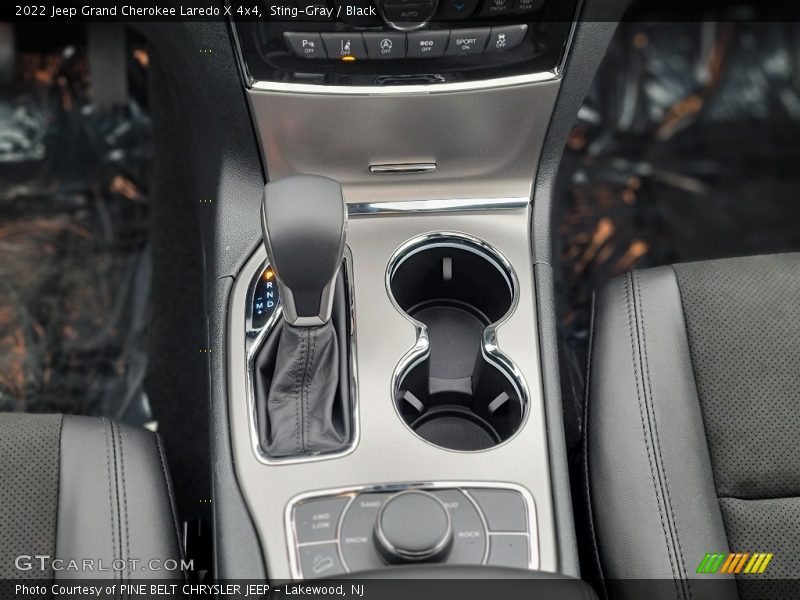 Sting-Gray / Black 2022 Jeep Grand Cherokee Laredo X 4x4