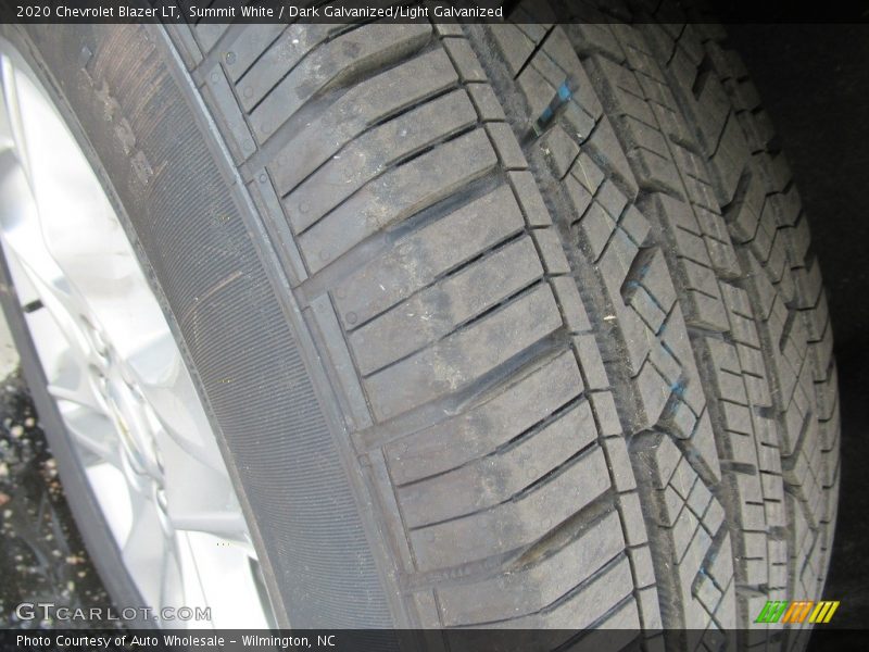 Summit White / Dark Galvanized/Light Galvanized 2020 Chevrolet Blazer LT